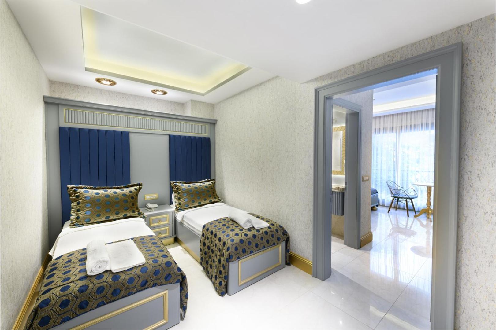 Five Diamonds Hotels Алачати Экстерьер фото